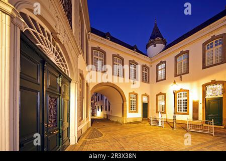 Archway House con Begas House, Museo d'Arte e Storia Regionale, Heinsberg, Germania, Europa Foto Stock