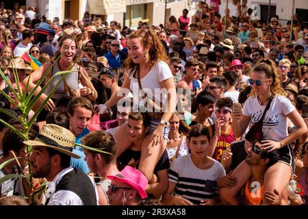 Parodia de Jaleo Jaleo, d'ASE, fiestas de Sant Bartomeu, Ferreries, Menorca, isole Baleari, Spagna. Foto Stock