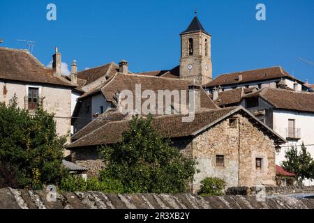 La Iglesia de San Martín de Heche, siglo XIX, valle de Hecho, pirineo aragones,Huesca,Spagna. Foto Stock