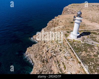 Faro di Capo Barbaria, Formentera, Isole Pitiusas, Comunità delle Baleari, Spagna. Foto Stock