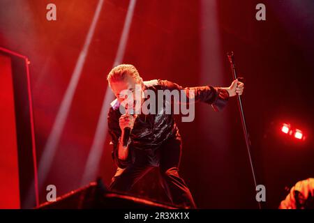 Stoccolma, Svezia. 23rd maggio, 2023. Depeche Mode sul palco durante il Memento Mori World Tour 2023 alla Friends Arena di Stoccolma, Svezia, il 23 maggio 2023. Foto: Peter Wixtrom/Aftonbladet/TT Credit: TT News Agency/Alamy Live News Foto Stock