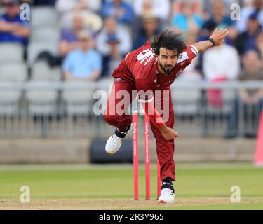 Saqib Mahmood of Lancashire Lightning Bowls durante la partita Vitality Blast Lancashire Lightning vs Leicestershire Foxes a Old Trafford, Manchester, Regno Unito, 25th maggio 2023 (Photo by Conor Molloy/News Images) a Manchester, Regno Unito, il 5/25/2023. (Foto di Conor Molloy/News Images/Sipa USA) Foto Stock