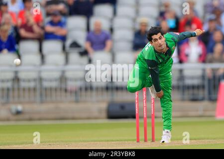 Nassem Shah bowling per Leicestershire Foxes durante la partita Vitality Blast Lancashire Lightning vs Leicestershire Foxes a Old Trafford, Manchester, Regno Unito, 25th maggio 2023 (Photo by Conor Molloy/News Images) Foto Stock