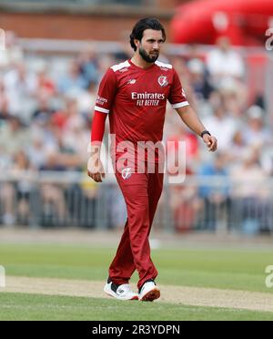 25th maggio 2023; Old Trafford Cricket Ground, Manchester, Inghilterra: Vital Blast T20 League Cricket, Lancashire Lightning contro Leicestershire Foxes; Saqib Mahmood of Lancashire Lightning Foto Stock