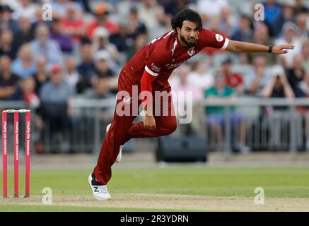 25th maggio 2023; Old Trafford Cricket Ground, Manchester, Inghilterra: Vital Blast T20 League Cricket, Lancashire Lightning contro Leicestershire Foxes; Saqib Mahmood of Lancashire Lightning Foto Stock