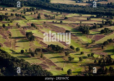 Vista aerea sui campi del Walton Heath Golf Club - sede dell'AIG Womens Open 2023 tra il 10th e il 13th agosto Foto Stock