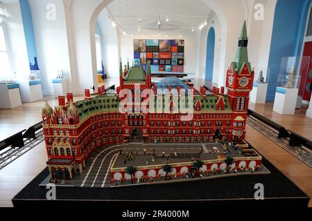 Washington, Stati Uniti. 25th maggio, 2023. Una rassegna stampa della mostra LEGO BRICK CITY al National Building Museum di Washington il 25 maggio 2023. Foto di Yuri Gripas/ABACAPRESS.COM Credit: Abaca Press/Alamy Live News Foto Stock