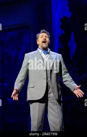 Michael Ball (Sir George Dillingham) in ASPETTI DELL'AMORE al Lyric Theatre, Londra W1 25/05/2023 music & book di Andrew Lloyd Webber lyrics: Don Black & Charles Hart design: John McFarlane lighting: Jon Clark coreografia: Denni Sayers regista: Jonathan Kent Foto Stock