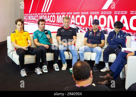 Conferenza stampa: PIASTRI Oscar (aus), McLaren F1 Team MCL60, ALONSO Fernando (spa), Aston Martin F1 Team AMR23, MAGNUSSEN Kevin (den), Haas F1 Team VF-23 Ferrari, PEREZ Sergio (mex), Red Bull Racing RB19, TSUNODA Yuki (jap), Scuderia AlphaTauri AT04, ritratto, durante il Gran Premio di Monaco 1, Formula 2023 6th° round del Campionato del mondo di Formula uno 2023 dal 26 al 28 maggio 2023 sul circuito di Monaco, a Monaco - Foto: Florent Gooden/DPPI/LiveMedia Foto Stock