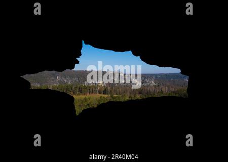 La famosa calamita turistica di Bastei nella Svizzera Sassone 4 Foto Stock