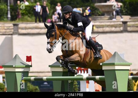 Roma, Italia. 25th maggio, 2023. Henrik von Eckermann (SWE) durante il 90° CSIO ROMA 2023, CSIO5* A contro l'orologio (238,2.1) - 1,50m - 30,000 € - LR - presentato da ENI, il 25 maggio 2023 a Piazza di Siena a Roma. Credit: Live Media Publishing Group/Alamy Live News Foto Stock