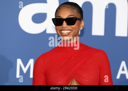 25 maggio 2023, Antibes, Cote d'Azur, Francia: LORI HARVEY partecipa al Gala dell'amfAR durante il 76th° Festival annuale di Cannes al Palais des Festivals il 25 maggio 2023 a Cannes, Francia (Credit Image: © Mickael Chavet/ZUMA Press Wire) SOLO PER USO EDITORIALE! Non per USO commerciale! Foto Stock