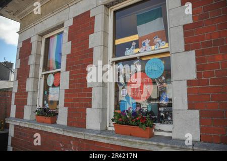 Schull, West Cork, Irlanda. 26th maggio, 2023. Fastnet Film Festival 2023 attributi. Credit: Karlis Dzjamko/Alamy Live News Foto Stock