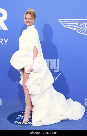 Cannes, fra. 26th maggio, 2023. Adriana Sklenarikova partecipa al gala di AmfAR Cinema Against Aids durante il 76th° Festival annuale di Cannes il 25 maggio 2023 a Cannes, Francia. (Foto di:DGP/imageSPACE)/Sipa USA Credit: Sipa USA/Alamy Live News Foto Stock