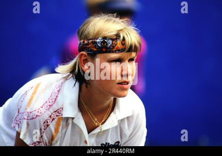 Anke Huber, deutsche Tennisspielerin, auf dem Tennisplatz. Foto Stock