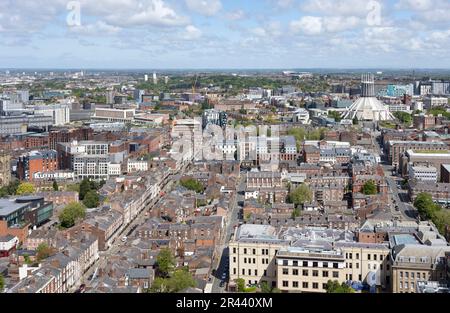 Liverpool, regno unito Maggio, 16, 2023 Vista aerea di Liverpool compresa la cattedrale metropolitana, Inghilterra Foto Stock