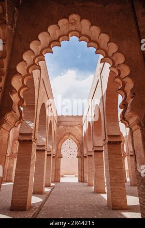 Una vista dell'antica Moschea Tinmel nelle montagne dell'Atlante del Marocco Foto Stock