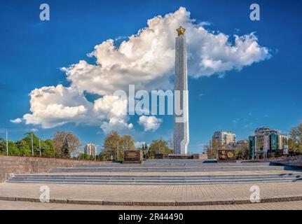 Wings of Victory Monument nel distretto di Arcadia a Odessa, Ucraina Foto Stock