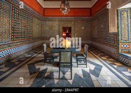 Sala di riposo dei giudici (El Salon de Descanso de los Jueces) a Casa de Pilatos (Casa dei Pilati) Palazzo interno - Siviglia, Andalusia, Spagna Foto Stock