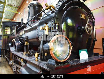 Utrecht, Paesi Bassi. Maggio 2023. Vecchie locomotive a vapore al Museo ferroviario di Utrecht. Foto di alta qualità Foto Stock
