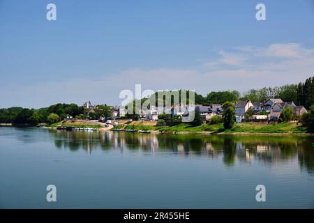 Behuard (Francia nord-occidentale): Villaggio e le rive del fiume Loira Foto Stock