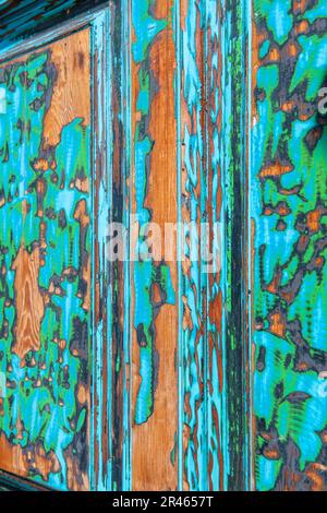 Primo piano di una porta colorata su High Pavement a Nottingham City, Nottinghamshire, Inghilterra, Regno Unito Foto Stock