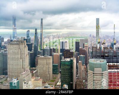 Central Park come visto da Summit, One Vanderbilt, piattaforma di osservazione Skyscraper specchi interni architettura attrazione per vedere Manhattans Skyli Foto Stock