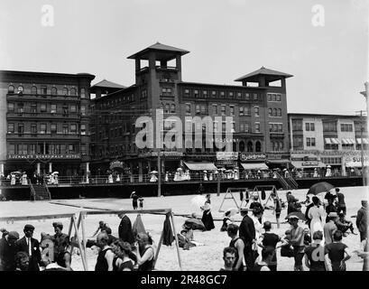 Spiaggia di balneazione, Atlantic City, N.J., tra il 1900 e il 1910. Foto Stock