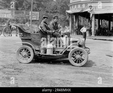 REO Mountaineer, da New York a San Francisco e ritorno, tra le 1900:1905 e le 17:00. Foto Stock