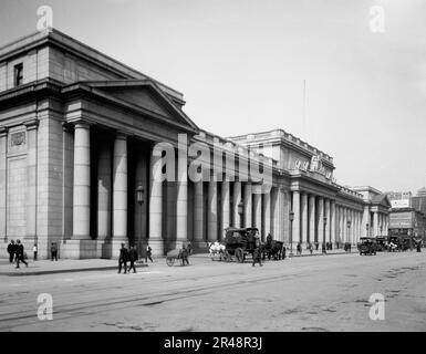 Pennsylvania Station, New York, facciata est, c.between 1910 e 1920. Foto Stock