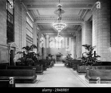 Sala d'attesa principale, Grand Central Terminal, N.Y. Central Lines, New York, c.between 1910 e 1920. Foto Stock