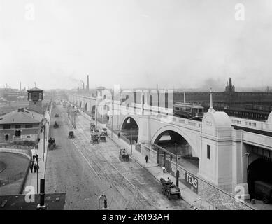 East Cambridge Bridge, Boston, Massachusetts, tra la 1910 e la 1920. Foto Stock