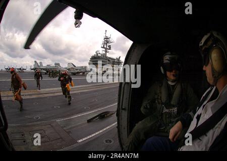US Navy Aviation Warfare Systems Operator Foto Stock