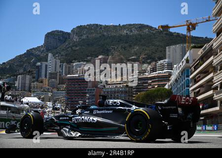 Monaco, Mezzolombardo, Monaco. 26th maggio, 2023. Il pilota britannico George Russel (Mercedes AMG Petronas F1 Team) guida durante la prima sessione di pratica FIA Formula 1 Gran Premio di Monaco al circuito di Monaco a Monaco. (Credit Image: © Daisy Facinelli/ZUMA Press Wire) SOLO PER USO EDITORIALE! Non per USO commerciale! Foto Stock