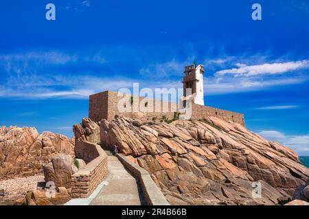 Faro di Paon sull'Ile de Brehat, dipartimento Cotes-d'Armor, Bretagna, Francia Foto Stock