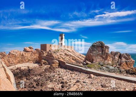 Faro di Paon sull'Ile de Brehat, dipartimento Cotes-d'Armor, Bretagna, Francia Foto Stock