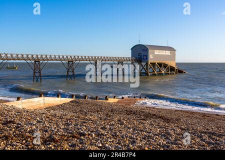 Selsey BILL, SUSSEX/UK - 1 GENNAIO : Selsey Bill Lifeboat Station a Selsey il 1 gennaio 2013 Foto Stock