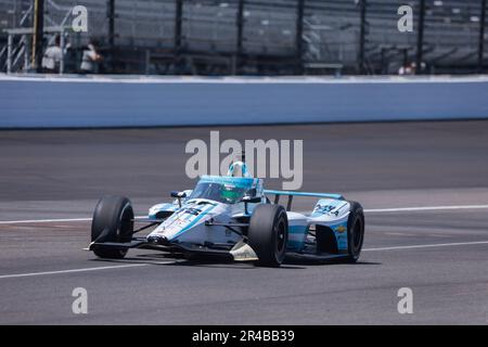 Indianapolis, Stati Uniti. 26th maggio, 2023. Il driver Agustin Canapino (78) dell'Argentina pratica durante il giorno di Carb prima del 2023 Indy 500 all'autodromo di Indianapolis in Indianapolis. (Foto di Jeremy Hogan/SOPA Images/Sipa USA) Credit: Sipa USA/Alamy Live News Foto Stock