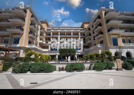 Hotel di lusso, appartamenti, Marina Porto Montenegro, Tivat, Baia di Cattaro, Provincia di Tivat, Montenegro Foto Stock