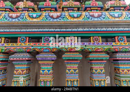 Sri Maha Mariamman Tempio (Maha Uma Devi Tempio), architettura del Sud indiano stile Hindu tempio a Bangkok Foto Stock