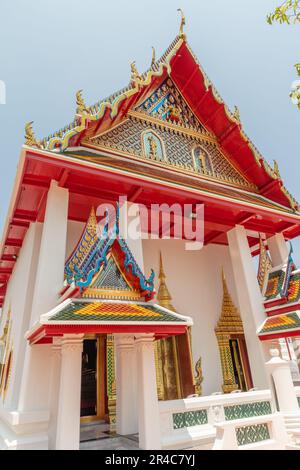 Wat Thong Nopphakhun, tempio buddista tailandese a Khlong San, Bangkok, Thailandia Foto Stock