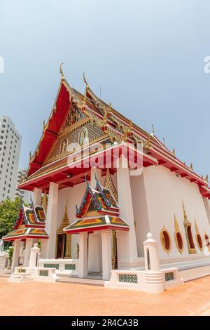 Wat Thong Nopphakhun, tempio buddista tailandese a Khlong San, Bangkok, Thailandia Foto Stock