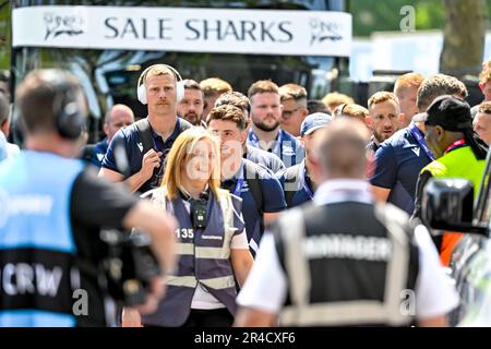 Twickenham, Londra, Regno Unito. 27th maggio 2023. Sale Sharks arriva per il rugby Gallagher Premiership Gioca fuori incontro finale tra Saracens e sale Sharks al Twickenham Stadium, Twickenham, Regno Unito, il 27 maggio 2023. Foto di Phil Hutchinson. Solo per uso editoriale, licenza richiesta per uso commerciale. Non è utilizzabile nelle scommesse, nei giochi o nelle pubblicazioni di un singolo club/campionato/giocatore. Credit: UK Sports Pics Ltd/Alamy Live News Foto Stock