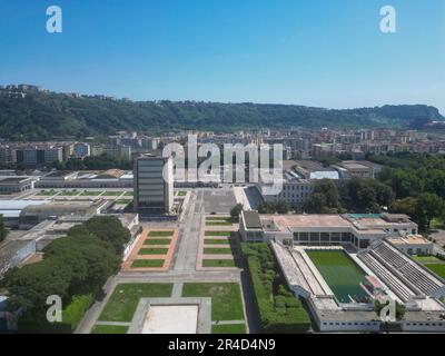 Napoli, Napoli, ITALIA. 27th maggio, 2023. 27/05/2023 Napoli, vista panoramica dall'alto di varie aree di Napoli.nella foto: (Credit Image: © Fabio Sasso/ZUMA Press Wire) SOLO PER USO EDITORIALE! Non per USO commerciale! Foto Stock