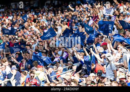 Vendita Sharks tifosi durante la Gallagher Premiership finale partita Saracens vs sale Sharks al Twickenham Stadium, Twickenham, Regno Unito, 27th maggio 2023 (Photo by Nick Browning/News Images) Foto Stock