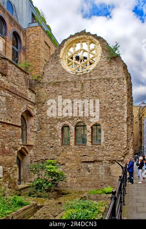 London River Thames Pickfords Wharf Winchester Palace The Great Hall e timpano con finestre Foto Stock