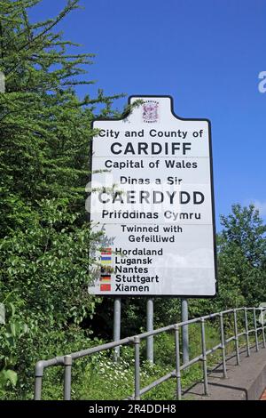 Città e Contea di Cardiff segno. Preso il 2023 maggio. Estate Foto Stock
