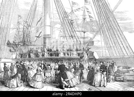 The Naval Review: Dance on Board H.M.S. "Caesar", 91, Capt. Robb - da un disegno di J. W. Carmichael, 1856. Intrattenimento dopo un'esposizione da parte di navi da guerra della Marina reale. 'La sera... ci sono state diverse commemorazioni festive dell'evento nella città di Portsmouth e nella flotta. Nel cuore e nel vero godimento, probabilmente, nessuno di questi festeggiamenti ha superato la danza a bordo H.M.S. Caesar, capitano John Robb, la cui moglie amabile e le sue amiche si sono unite agli ufficiali nella scena gay che il nostro artista ha raffigurato. Sotto l'influenza di un'orchestra ben nominata e di un Foto Stock