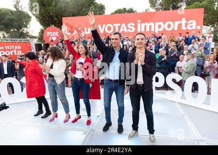 Pedro Sanchez. Juan Lobato. Reyes Maroto. PSOE. Candidati in un atto del gruppo socialista spagnolo dei lavoratori (PSOE). MADRID, SPAGNA - 25 MAGGIO 2023. Foto Stock