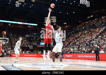 Milano, Italia. 27th maggio, 2023. EA7 EMPORIO ARMANI MILANO VS. DINAMO SASSARI, NELLA FOTO NICOLO MELLI (EA7 EMPORIO ARMANI MILANO) durante il playoff - EA7 Emporio Armani vs BDS Sassari, Campionato Italiano di Basket Serie A a a Milano, Italia, Maggio 27 2023 Credit: Independent Photo Agency/Alamy Live News Foto Stock